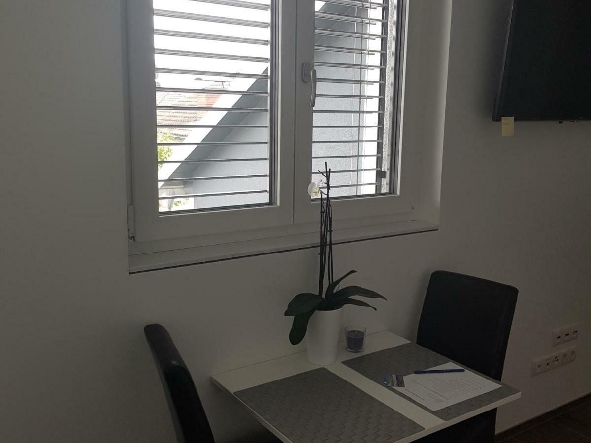 Ferienwohnung Am Bodensee Hard Exteriör bild